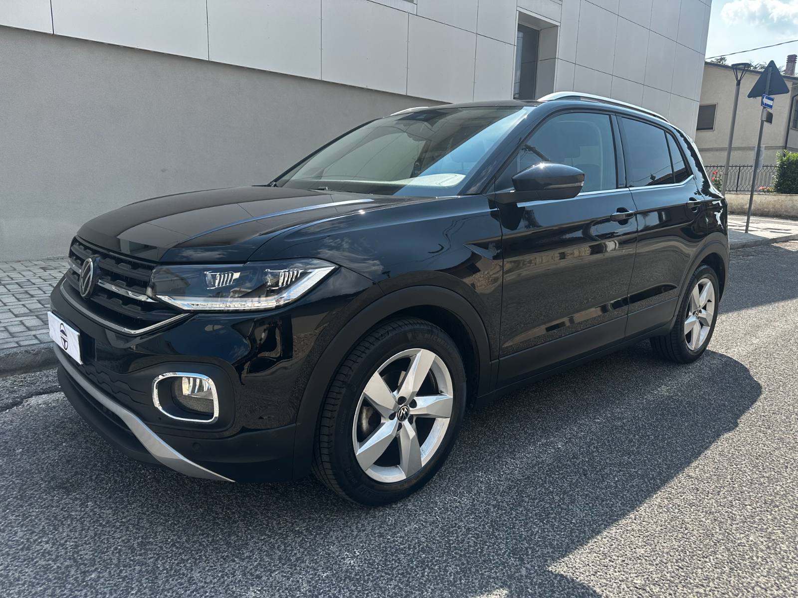 Volkswagen T-Cross usata 06/2022